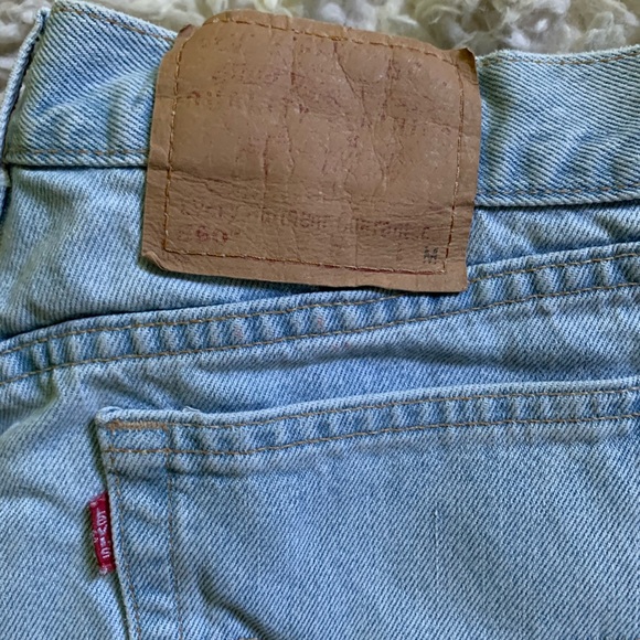 Vintage Levi 560 Jeans - Picture 2 of 4